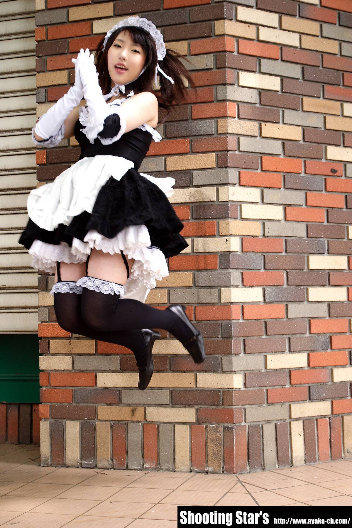 [Cosplay]  Sexy Maid with big boobs